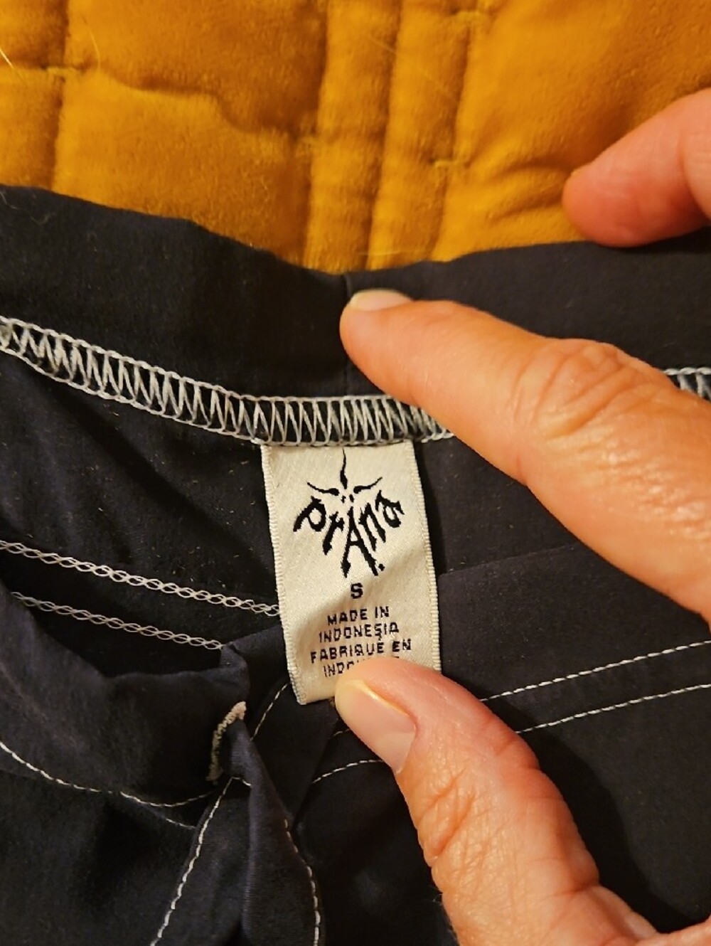 Prana Navy Cropped Pants with White Contrast Stitching - Picture 2 of 7